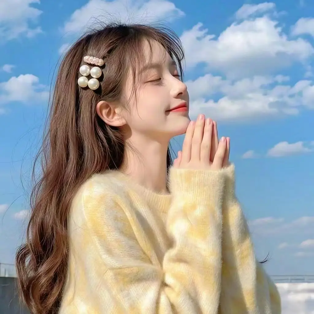 韩国伦理片主编张晓雯个人照片